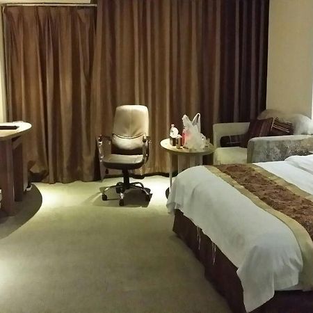 שאושינג Fulinmen Business Hotel מראה חיצוני תמונה